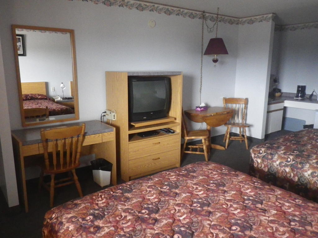 Alcan Motor Inn Haines Junction Kamer foto